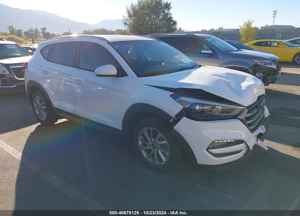 2016 HYUNDAI TUCSON SE VIN: KM8J3CA40GU074998