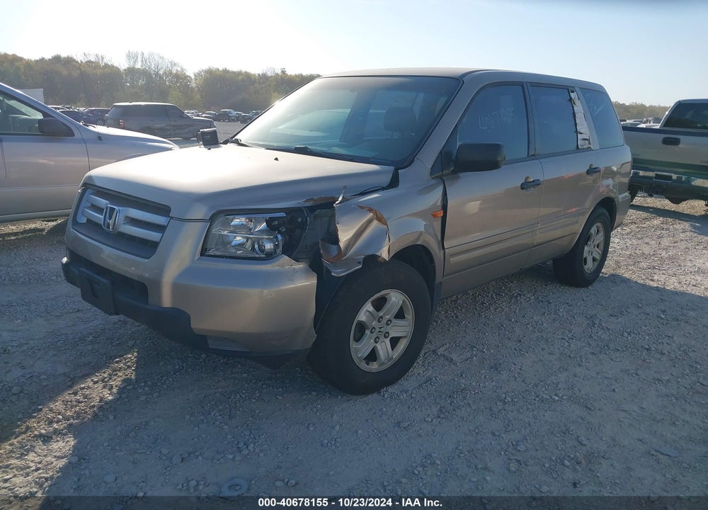 2006 HONDA PILOT LX VIN: 5FNYF18156B005824