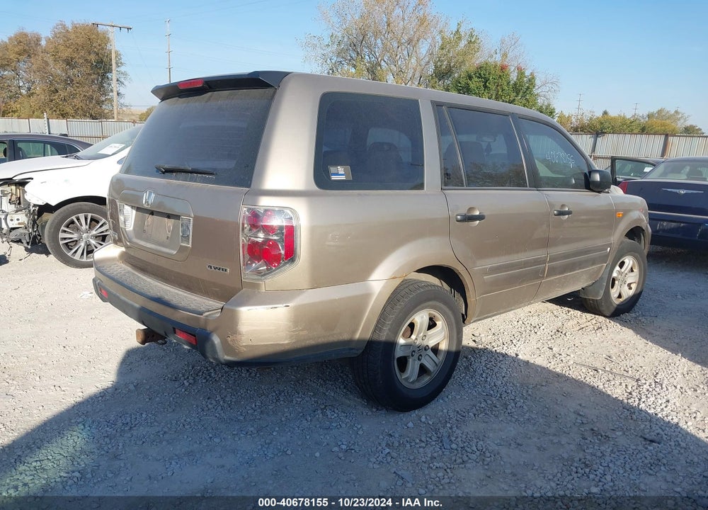 2006 HONDA PILOT LX VIN: 5FNYF18156B005824