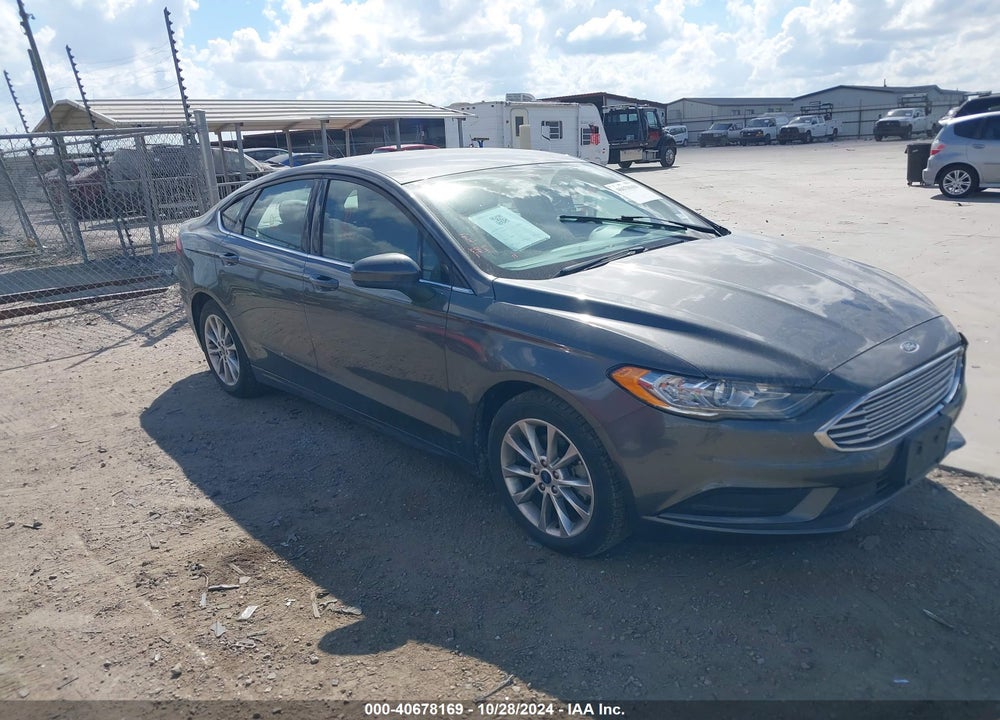 2017 FORD FUSION SE VIN: 3FA6P0HD4HR126697