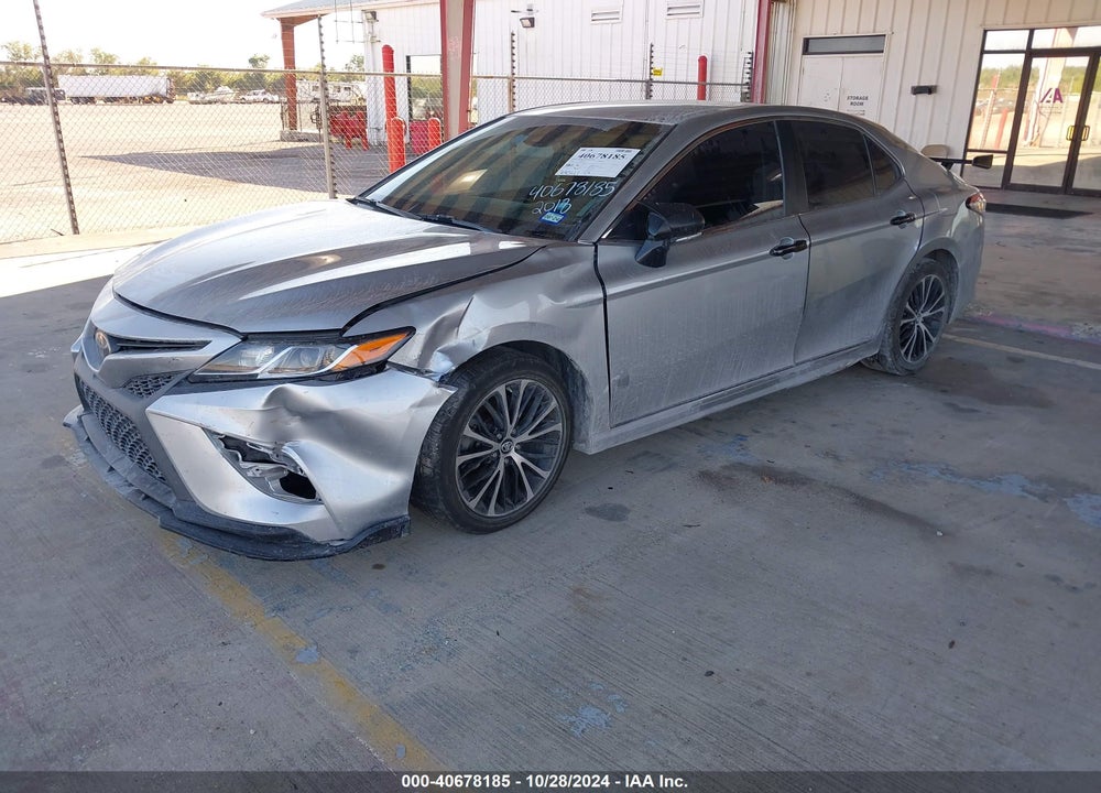 2018 TOYOTA CAMRY SE VIN: 4T1B11HK2JU543003