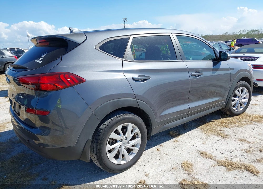 2021 HYUNDAI TUCSON SE VIN: KM8J23A46MU288683
