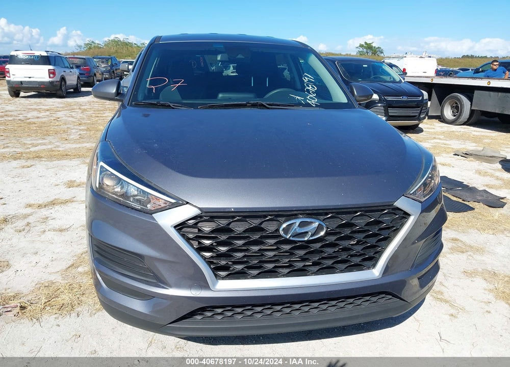 2021 HYUNDAI TUCSON SE VIN: KM8J23A46MU288683
