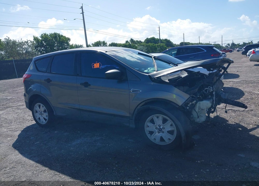 2013 FORD ESCAPE S VIN: 1FMCU0F77DUC99194