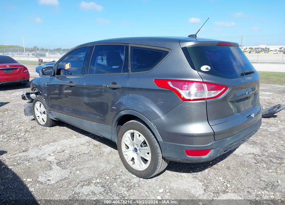 2013 FORD ESCAPE S VIN: 1FMCU0F77DUC99194