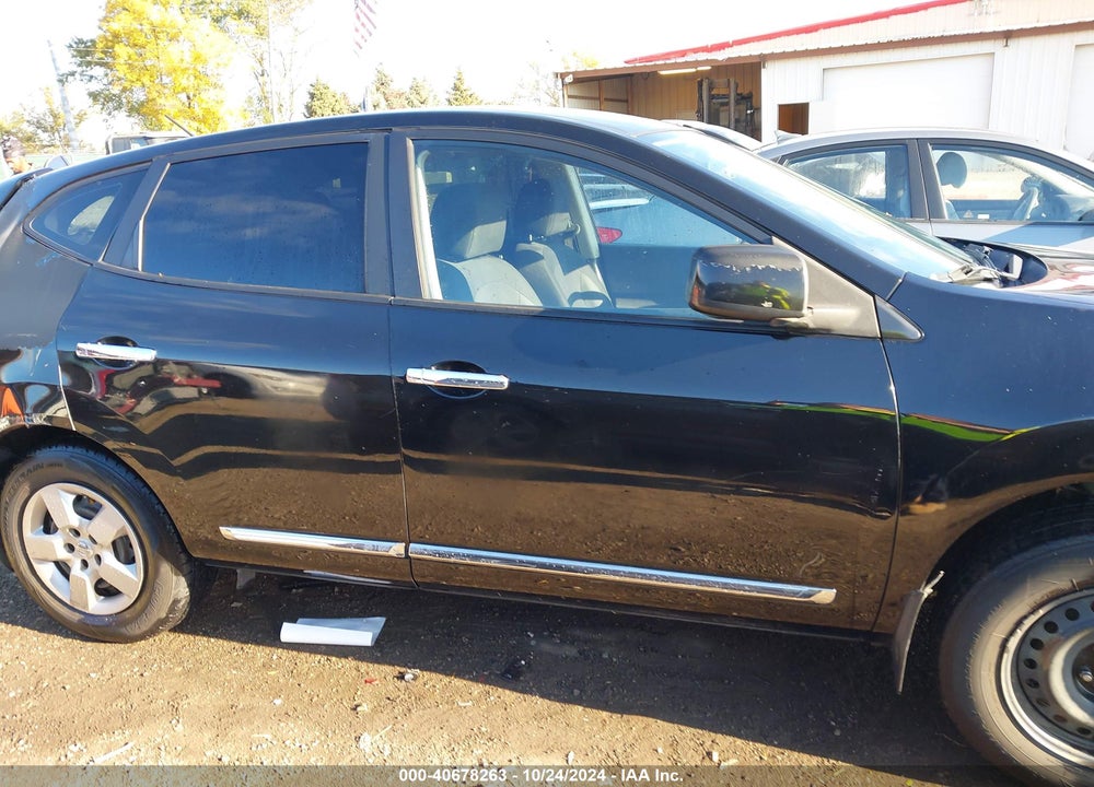 2011 NISSAN ROGUE S VIN: JN8AS5MV8BW688190