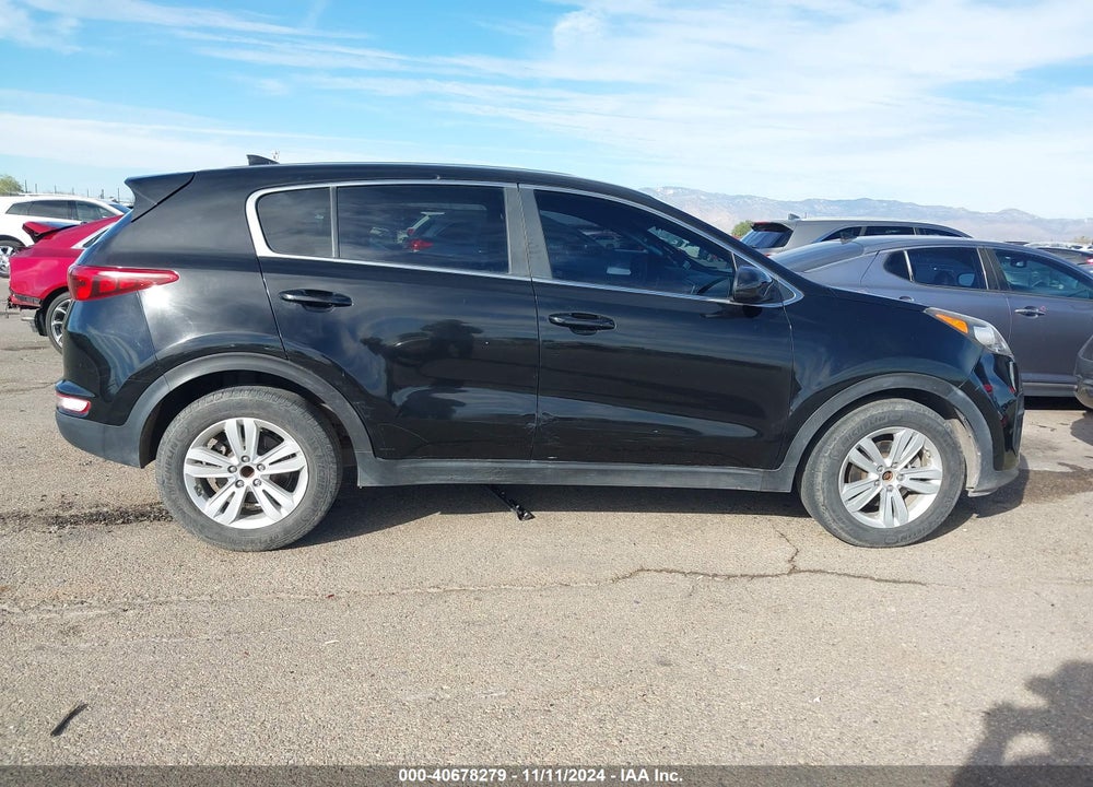 2018 KIA SPORTAGE LX VIN: KNDPM3AC0J7337032