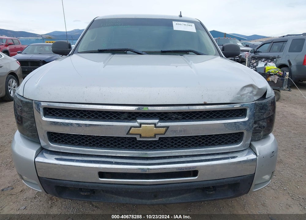 2011 CHEVROLET SILVERADO 1500 LT VIN: 1GCRKSE33BZ229349