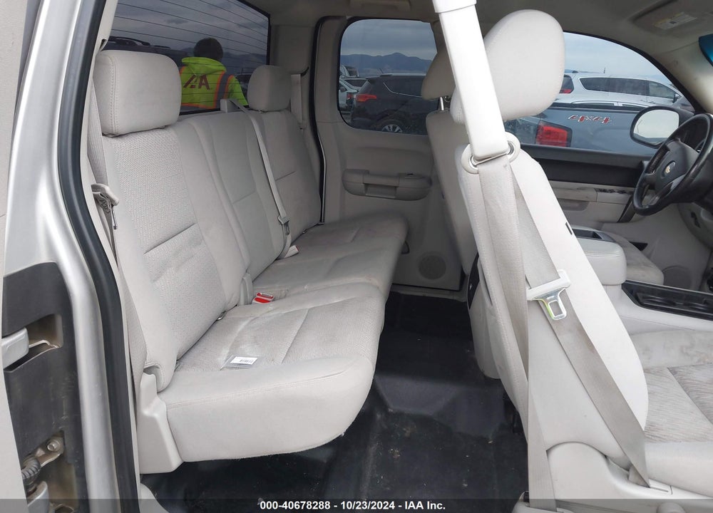 2011 CHEVROLET SILVERADO 1500 LT VIN: 1GCRKSE33BZ229349