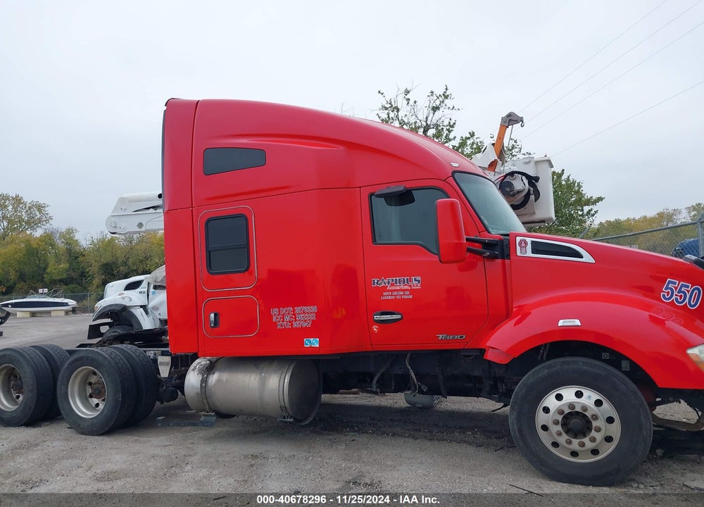 2019 KENWORTH T680 VIN: 1XKYD49X9KJ236646