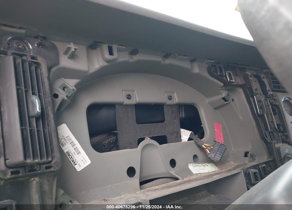 2019 KENWORTH T680 VIN: 1XKYD49X9KJ236646