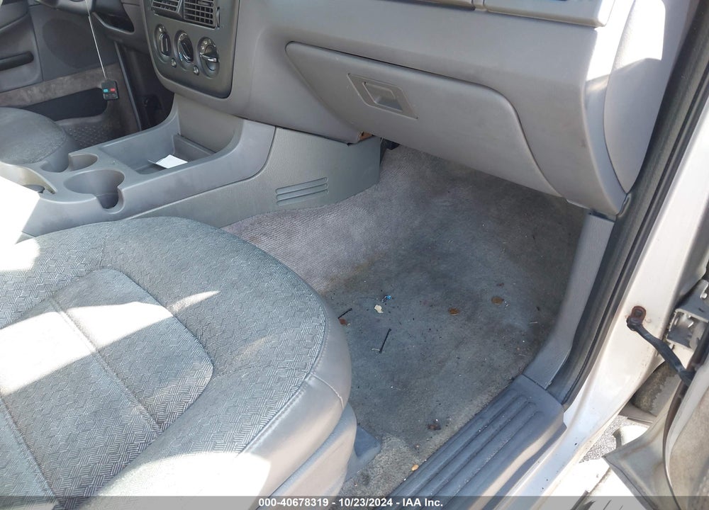 2002 FORD EXPLORER XLS VIN: 1FMZU62E22UC65016