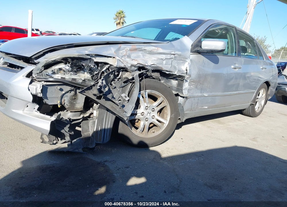 2007 HONDA ACCORD 2.4 EX VIN: 1HGCM56777A008489