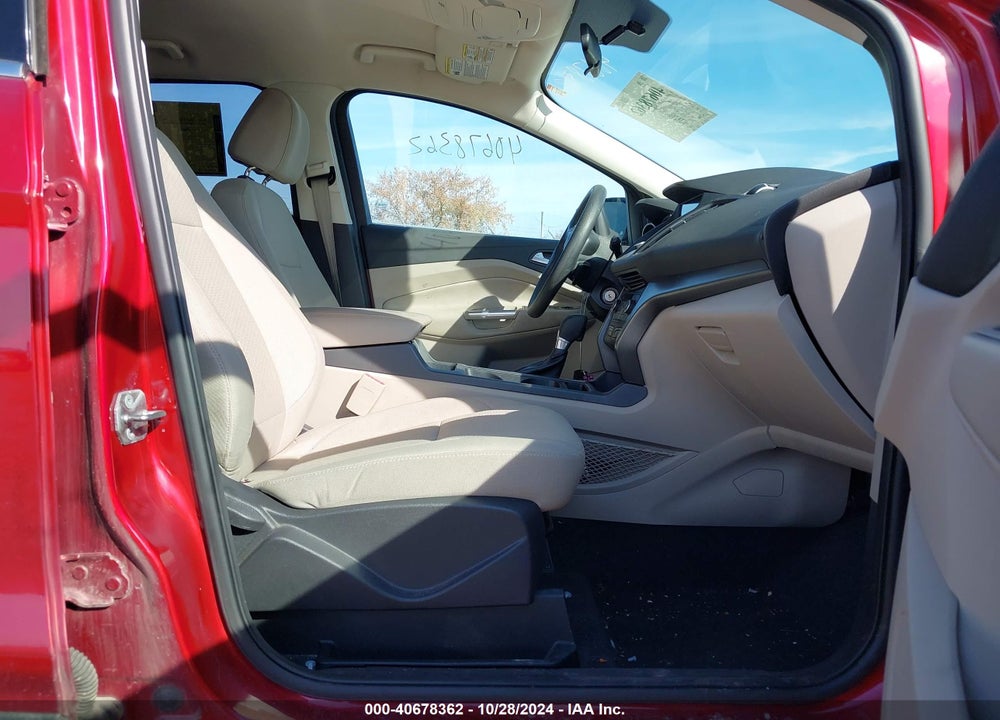 2017 FORD ESCAPE SE VIN: 1FMCU9GD1HUE03550