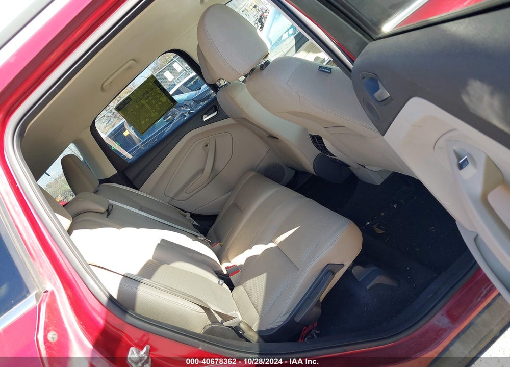 2017 FORD ESCAPE SE VIN: 1FMCU9GD1HUE03550