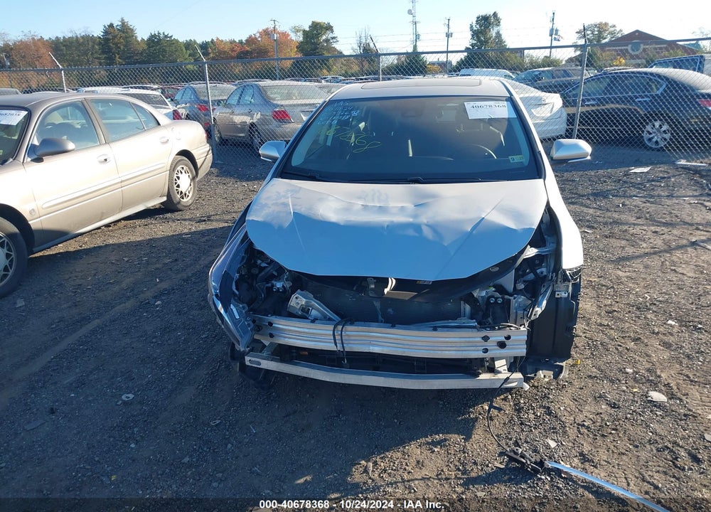 2022 TOYOTA PRIUS XLE VIN: JTDKAMFU5N3181318