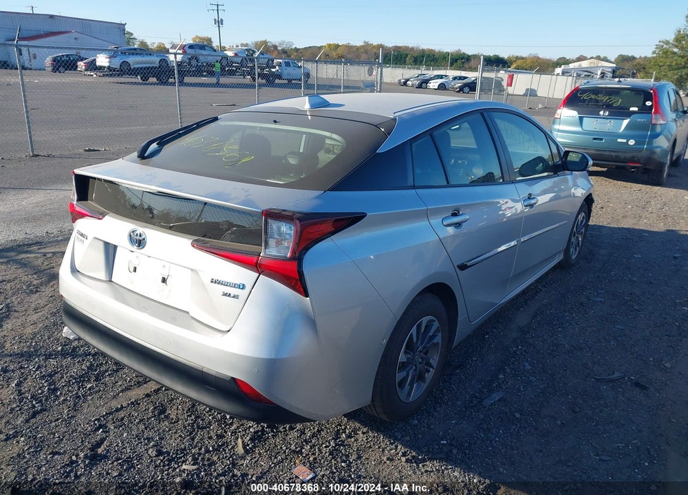 2022 TOYOTA PRIUS XLE VIN: JTDKAMFU5N3181318