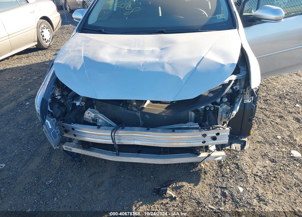 2022 TOYOTA PRIUS XLE VIN: JTDKAMFU5N3181318