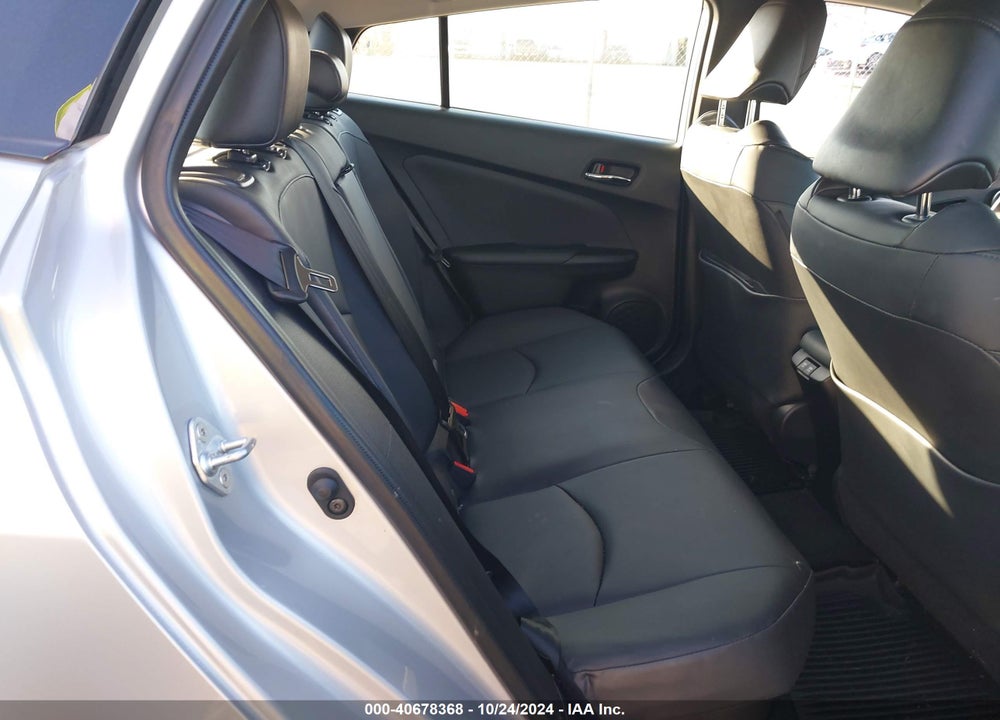 2022 TOYOTA PRIUS XLE VIN: JTDKAMFU5N3181318