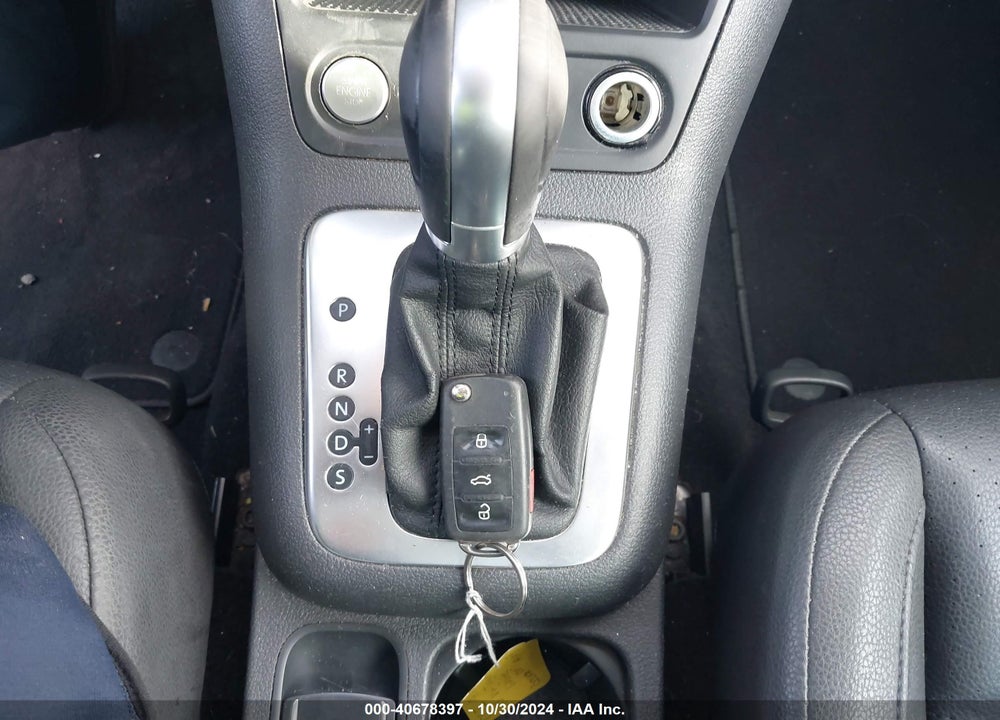 2015 VOLKSWAGEN TIGUAN SE VIN: WVGAV7AX5FW607426