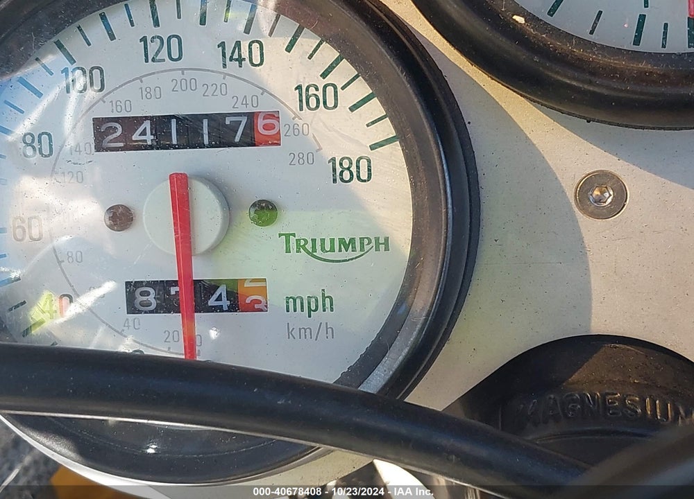 1997 TRIUMPH MOTORCYCLE T595 DAYTONA VIN: SMT502FK4VJ051921