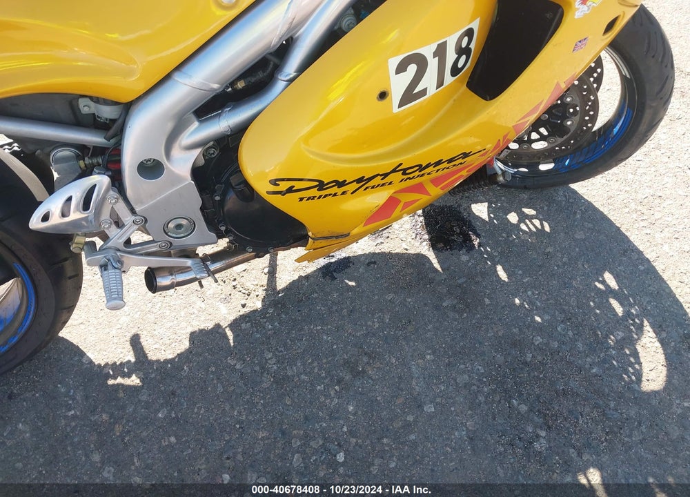 1997 TRIUMPH MOTORCYCLE T595 DAYTONA VIN: SMT502FK4VJ051921