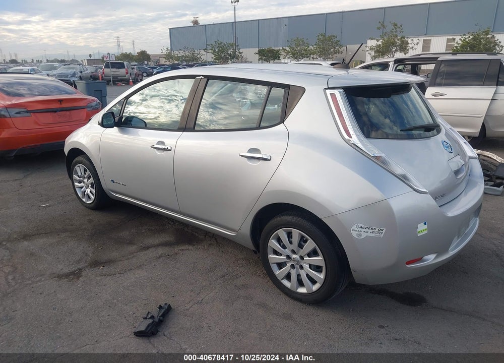 2015 NISSAN LEAF S VIN: 1N4AZ0CP7FC308458