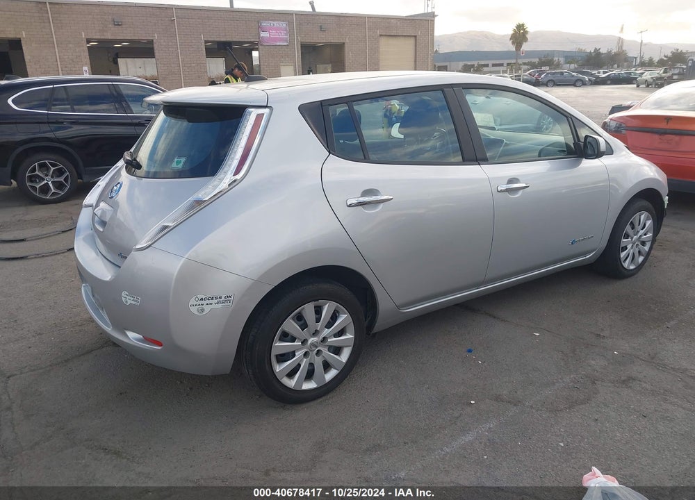 2015 NISSAN LEAF S VIN: 1N4AZ0CP7FC308458
