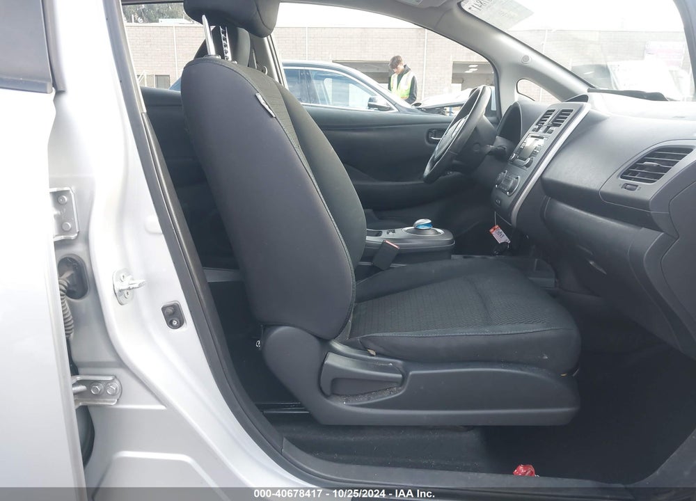 2015 NISSAN LEAF S VIN: 1N4AZ0CP7FC308458