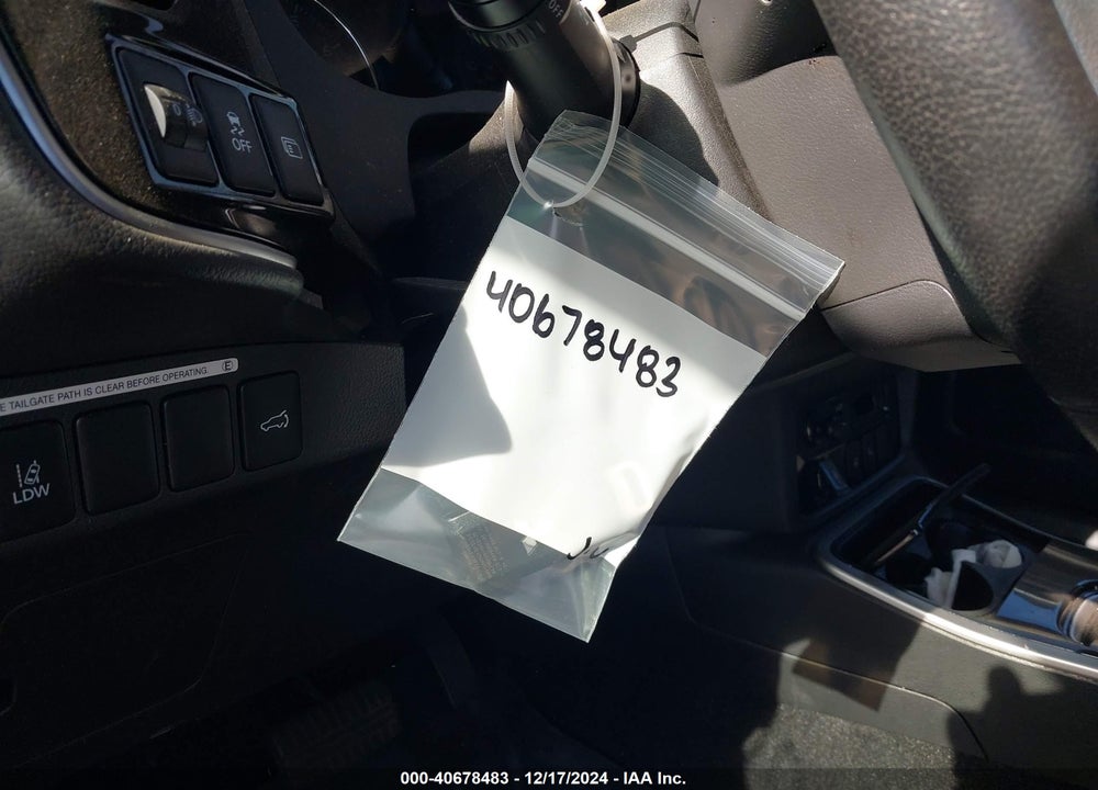 2019 MITSUBISHI OUTLANDER SEL VIN: JA4AD3A39KZ008397