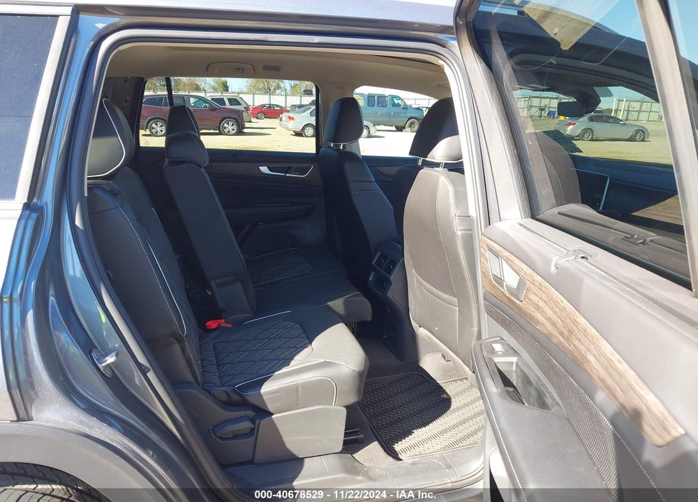 2024 VOLKSWAGEN ATLAS 2.0T SEL PREMIUM R-LINE VIN: 1V2FR2CA8RC534714