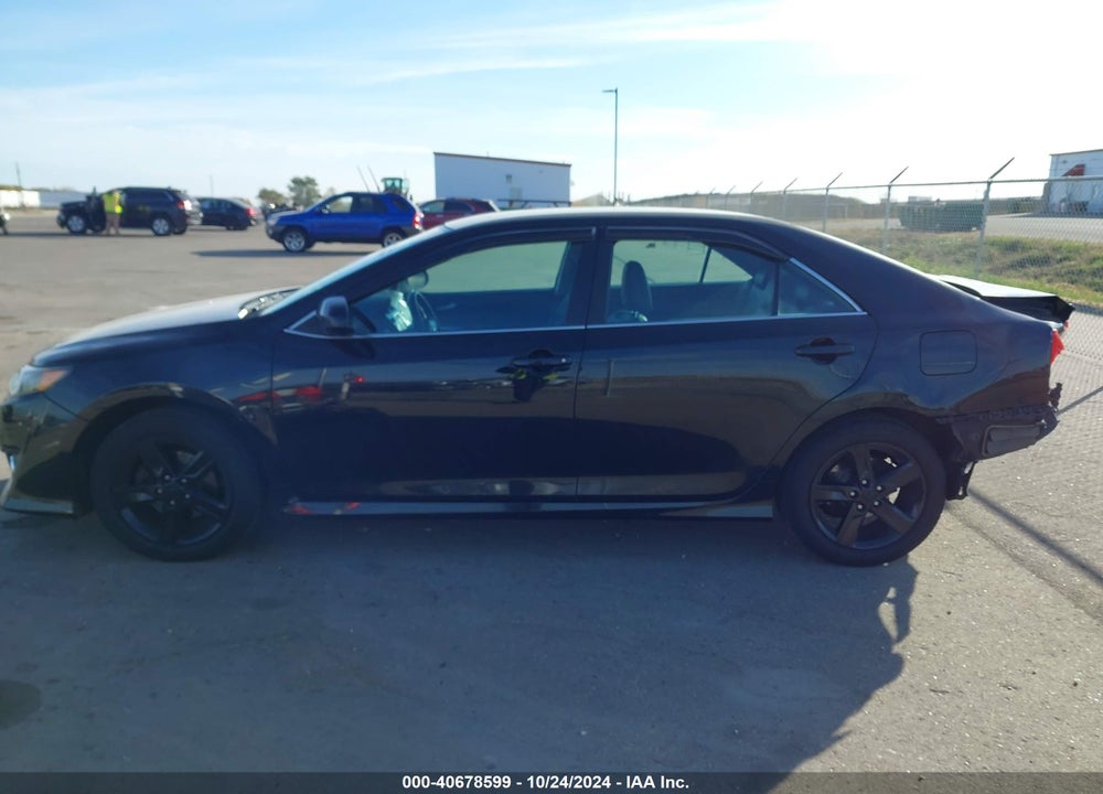 2013 TOYOTA CAMRY SE VIN: 4T1BF1FK1DU713036