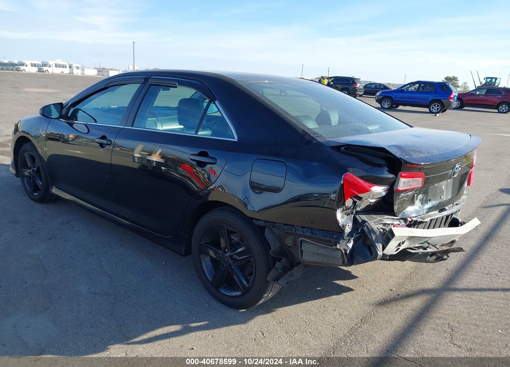 2013 TOYOTA CAMRY SE VIN: 4T1BF1FK1DU713036