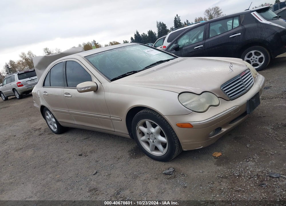 2003 MERCEDES-BENZ C 240 VIN: WDBRF61J23E013564