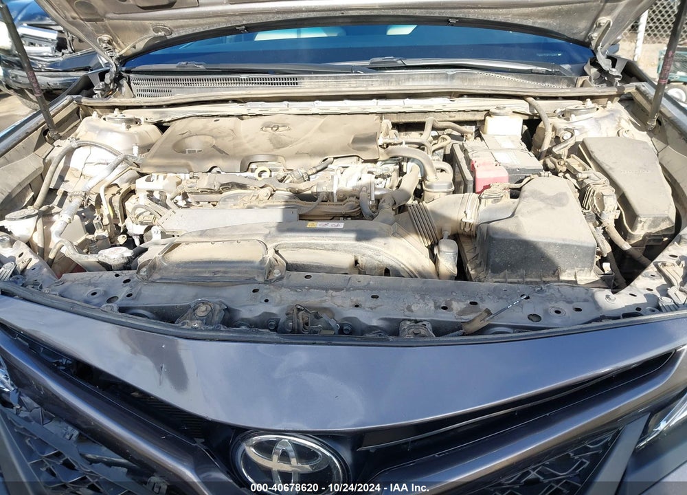 2018 TOYOTA CAMRY SE VIN: 4T1B11HK5JU124756