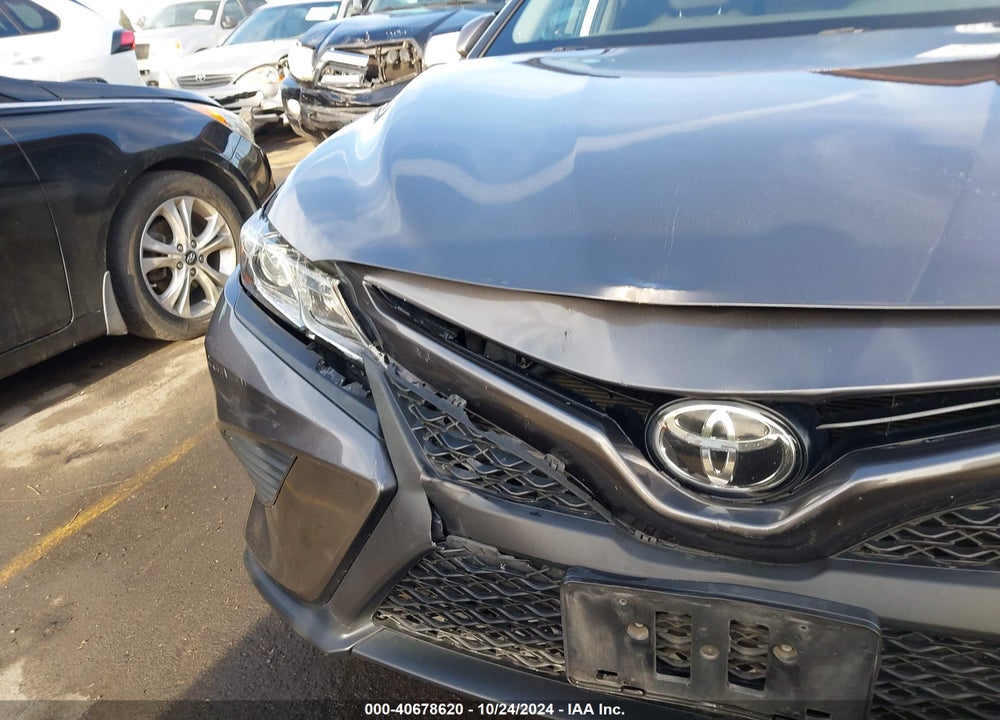 2018 TOYOTA CAMRY SE VIN: 4T1B11HK5JU124756