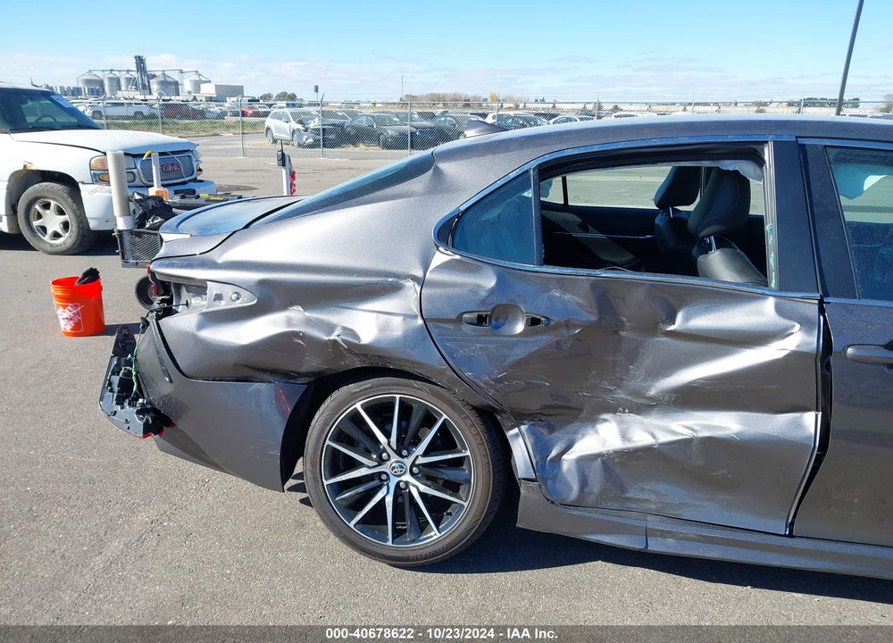 2021 TOYOTA CAMRY SE VIN: 4T1G11AK0MU514023