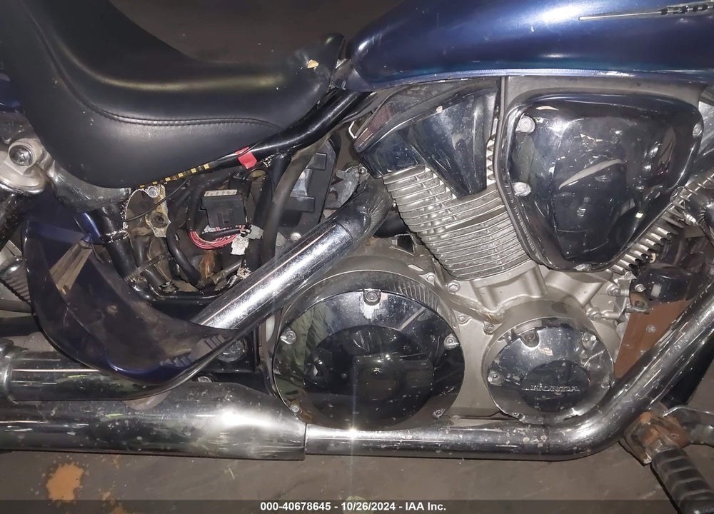 2007 HONDA VTX1300 C VIN: 1HFSC55057A307521