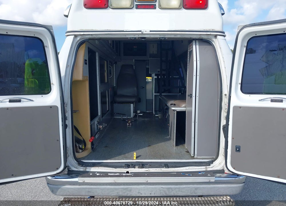 2004 FORD E-350 SUPER DUTY COMMERCIAL/RECREATIONAL VIN: 1FDSS34PX4HA58454