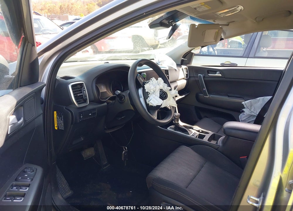 2021 KIA SPORTAGE LX VIN: KNDPMCAC8M7938094