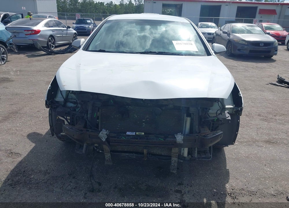 2016 HYUNDAI SONATA VIN: 5NPE24AFXGH402664
