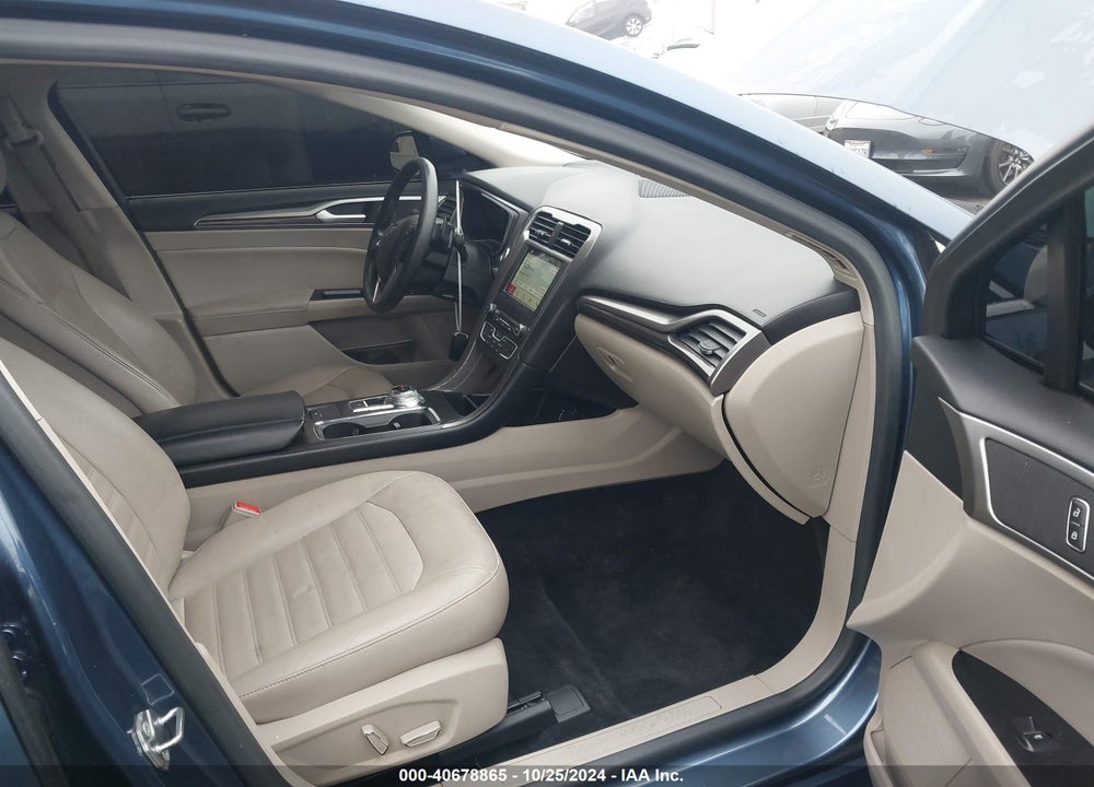 2018 FORD FUSION SE VIN: 3FA6P0HD4JR214042