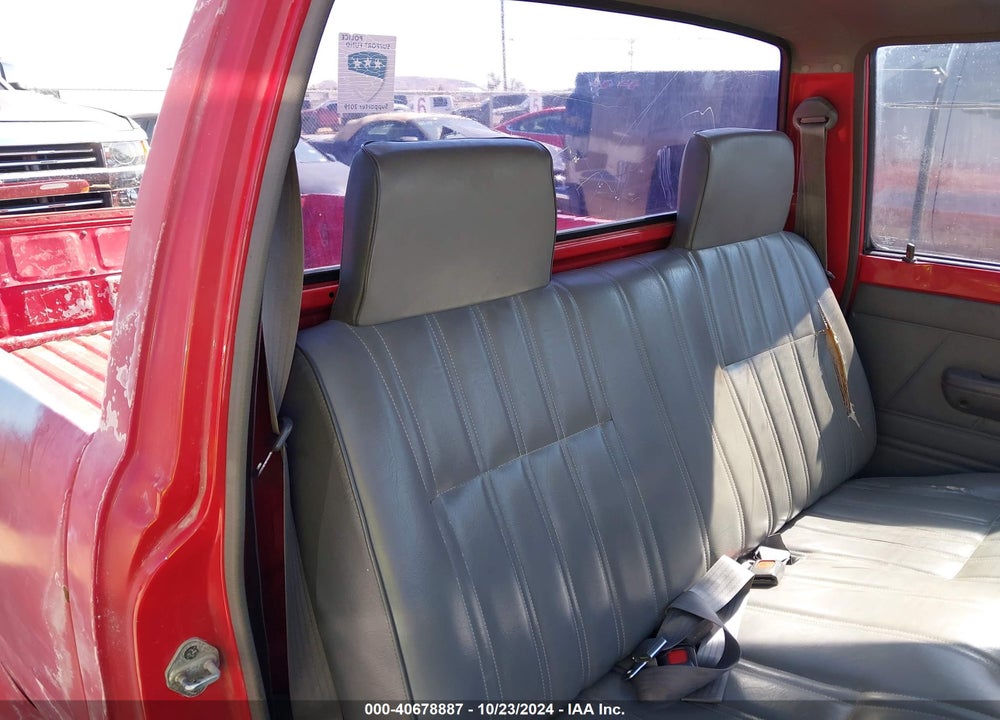 1992 TOYOTA PICKUP 1/2 TON SHORT WHLBASE STB VIN: 4TARN81A1NZ017287