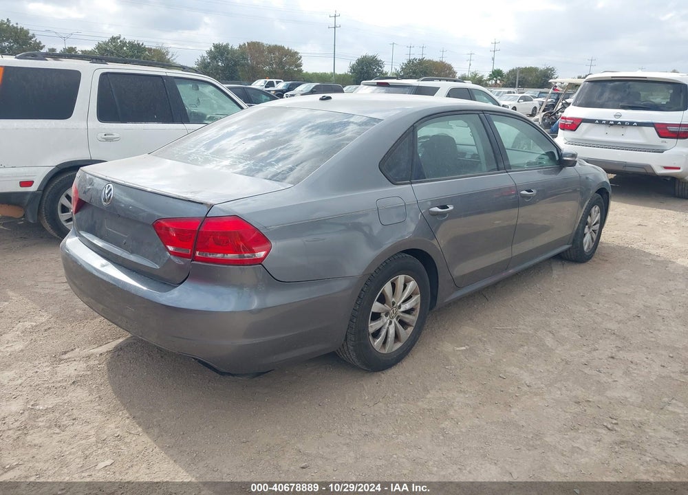 2013 VOLKSWAGEN PASSAT 2.5L S VIN: 1VWAH7A38DC030797