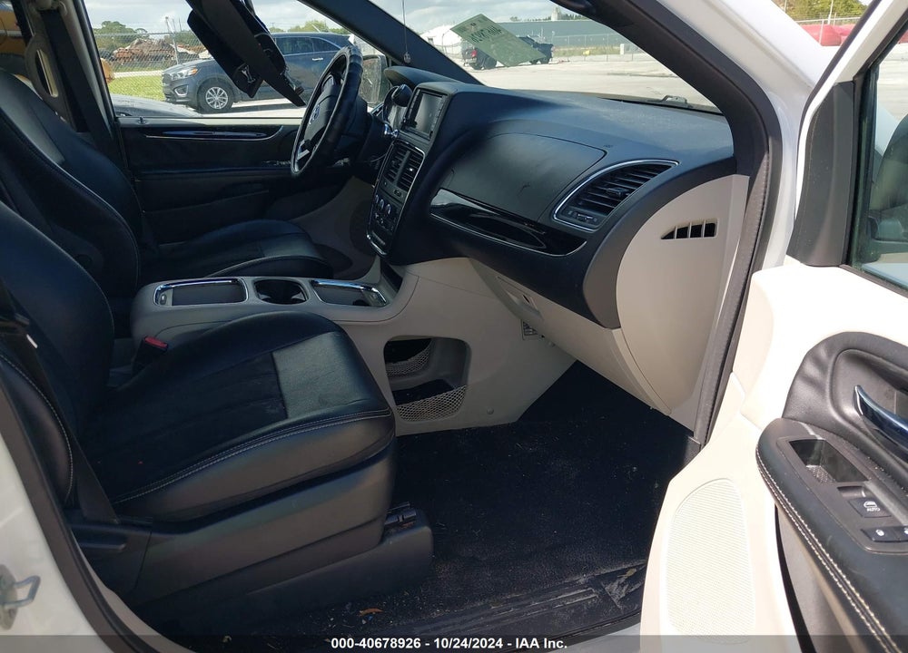 2019 DODGE GRAND CARAVAN SXT VIN: 2C4RDGCGXKR701358