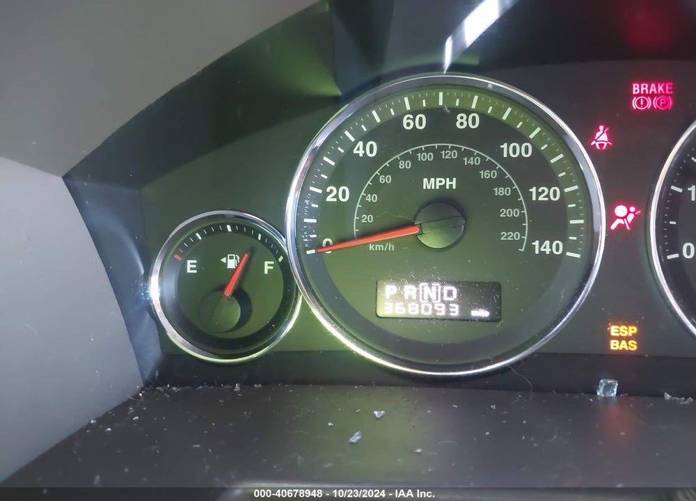2008 JEEP COMMANDER SPORT VIN: 1J8HH48K38C230725