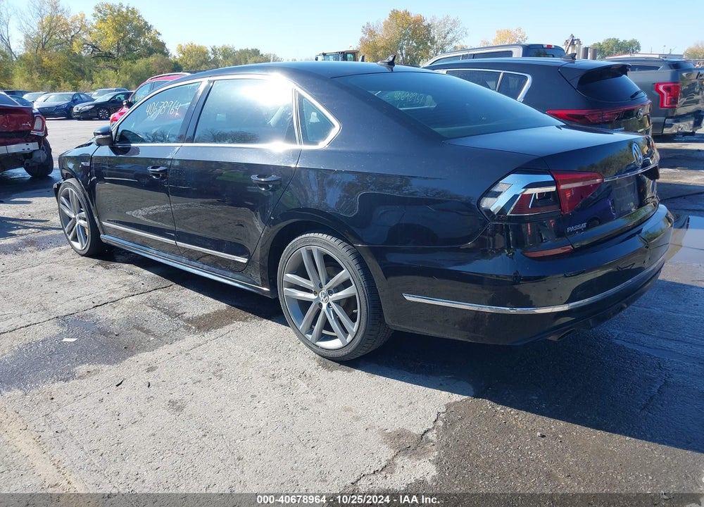 2017 VOLKSWAGEN PASSAT 1.8T R-LINE VIN: 1VWDT7A37HC003804