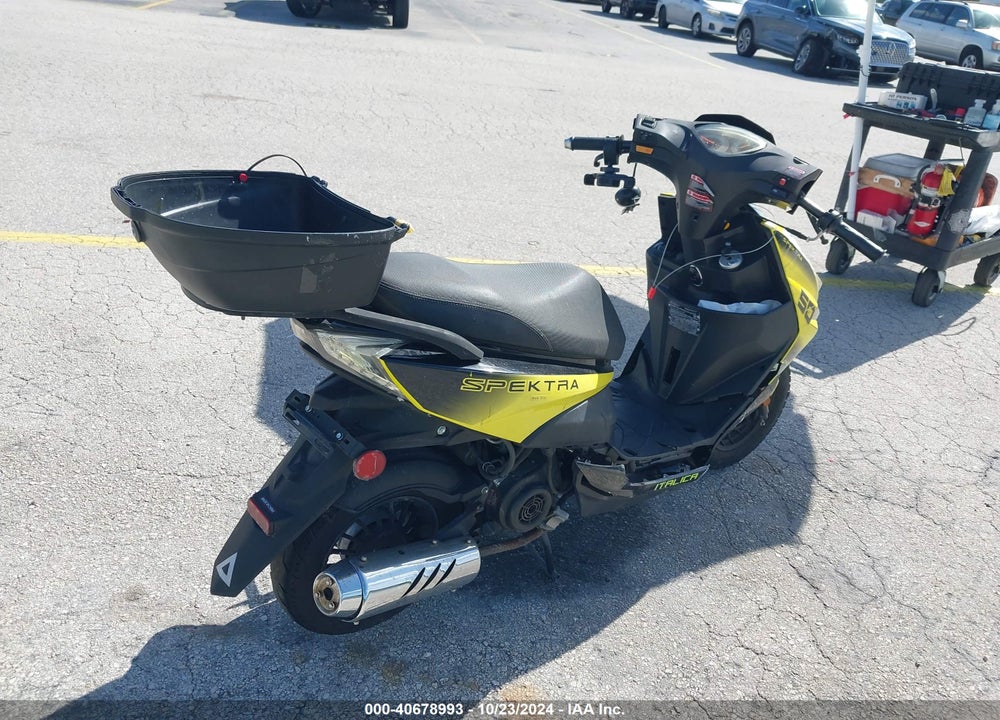 2022 YNGF 49CC SCOOTER VIN: LL0TCAPF5NG001766