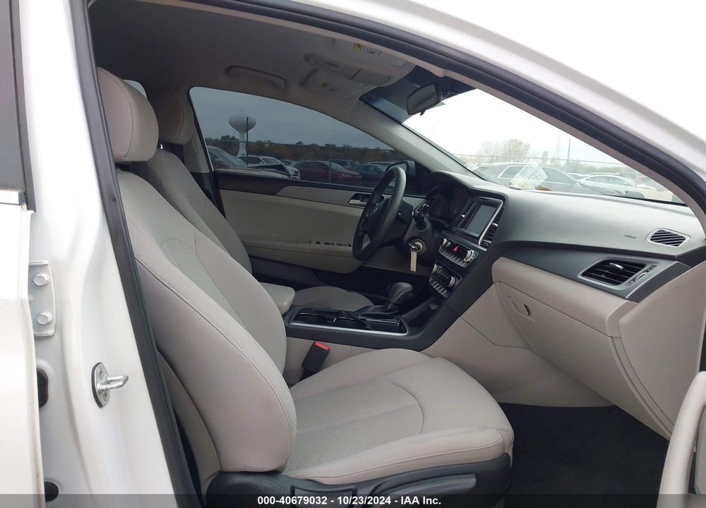 2019 HYUNDAI SONATA SE VIN: 5NPE24AF6KH738398