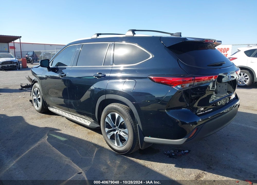 2022 TOYOTA HIGHLANDER HYBRID XLE VIN: 5TDGARAH5NS513480